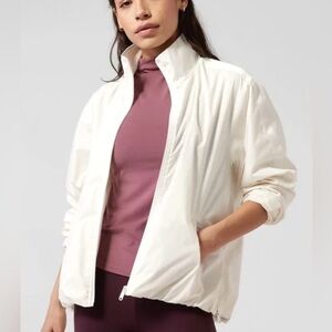 Athleta Sightseer Lace Jacket Magnolia White Medium
Great Cond Performance Wear